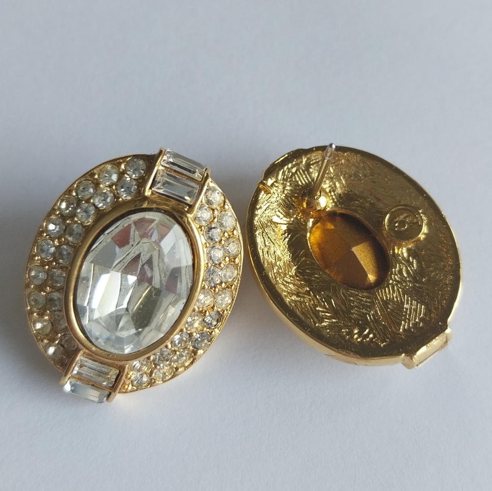 Oscar De La Renta Elegant Gold Crystal Earrings - Picture 9 of 15